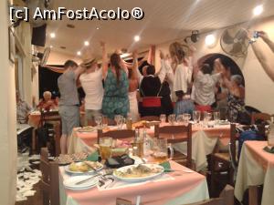 [P02] Toată lumea dansează » foto by almona
 - 
<span class="allrVoted glyphicon glyphicon-heart hidden" id="av764588"></span>
<a class="m-l-10 hidden" id="sv764588" onclick="voting_Foto_DelVot(,764588,23183)" role="button">șterge vot <span class="glyphicon glyphicon-remove"></span></a>
<a id="v9764588" class=" c-red"  onclick="voting_Foto_SetVot(764588)" role="button"><span class="glyphicon glyphicon-heart-empty"></span> <b>LIKE</b> = Votează poza</a> <img class="hidden"  id="f764588W9" src="/imagini/loader.gif" border="0" /><span class="AjErrMes hidden" id="e764588ErM"></span>