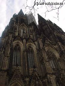 [P02] cele doua turnuri principale si fatada inegrita din cauza intemperiilor. din cauza acestora aproape in permanenta exista schele pe anumite portiuni. » foto by dandana
 - 
<span class="allrVoted glyphicon glyphicon-heart hidden" id="av163638"></span>
<a class="m-l-10 hidden" id="sv163638" onclick="voting_Foto_DelVot(,163638,23236)" role="button">șterge vot <span class="glyphicon glyphicon-remove"></span></a>
<a id="v9163638" class=" c-red"  onclick="voting_Foto_SetVot(163638)" role="button"><span class="glyphicon glyphicon-heart-empty"></span> <b>LIKE</b> = Votează poza</a> <img class="hidden"  id="f163638W9" src="/imagini/loader.gif" border="0" /><span class="AjErrMes hidden" id="e163638ErM"></span>