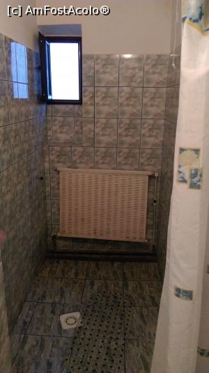 [P13] Parcarea de la duş.  » foto by Coni FotoMedia
 - 
<span class="allrVoted glyphicon glyphicon-heart hidden" id="av930747"></span>
<a class="m-l-10 hidden" id="sv930747" onclick="voting_Foto_DelVot(,930747,23237)" role="button">șterge vot <span class="glyphicon glyphicon-remove"></span></a>
<a id="v9930747" class=" c-red"  onclick="voting_Foto_SetVot(930747)" role="button"><span class="glyphicon glyphicon-heart-empty"></span> <b>LIKE</b> = Votează poza</a> <img class="hidden"  id="f930747W9" src="/imagini/loader.gif" border="0" /><span class="AjErrMes hidden" id="e930747ErM"></span>