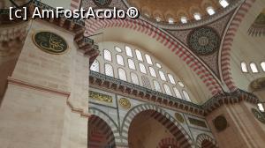 [P11] Moscheea Suleymaniye » foto by rudy
 - 
<span class="allrVoted glyphicon glyphicon-heart hidden" id="av1016958"></span>
<a class="m-l-10 hidden" id="sv1016958" onclick="voting_Foto_DelVot(,1016958,23242)" role="button">șterge vot <span class="glyphicon glyphicon-remove"></span></a>
<a id="v91016958" class=" c-red"  onclick="voting_Foto_SetVot(1016958)" role="button"><span class="glyphicon glyphicon-heart-empty"></span> <b>LIKE</b> = Votează poza</a> <img class="hidden"  id="f1016958W9" src="/imagini/loader.gif" border="0" /><span class="AjErrMes hidden" id="e1016958ErM"></span>
