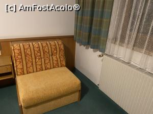 [P08] Hotel Lanthalerhof - un fotoliu » foto by mishu
 - 
<span class="allrVoted glyphicon glyphicon-heart hidden" id="av1330535"></span>
<a class="m-l-10 hidden" id="sv1330535" onclick="voting_Foto_DelVot(,1330535,23250)" role="button">șterge vot <span class="glyphicon glyphicon-remove"></span></a>
<a id="v91330535" class=" c-red"  onclick="voting_Foto_SetVot(1330535)" role="button"><span class="glyphicon glyphicon-heart-empty"></span> <b>LIKE</b> = Votează poza</a> <img class="hidden"  id="f1330535W9" src="/imagini/loader.gif" border="0" /><span class="AjErrMes hidden" id="e1330535ErM"></span>