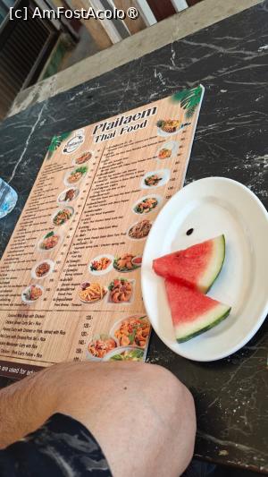 [P05] În așteptarea mâncării, felii de pepene din partea casei » foto by elenaadina
 - 
<span class="allrVoted glyphicon glyphicon-heart hidden" id="av1526311"></span>
<a class="m-l-10 hidden" id="sv1526311" onclick="voting_Foto_DelVot(,1526311,23312)" role="button">șterge vot <span class="glyphicon glyphicon-remove"></span></a>
<a id="v91526311" class=" c-red"  onclick="voting_Foto_SetVot(1526311)" role="button"><span class="glyphicon glyphicon-heart-empty"></span> <b>LIKE</b> = Votează poza</a> <img class="hidden"  id="f1526311W9" src="/imagini/loader.gif" border="0" /><span class="AjErrMes hidden" id="e1526311ErM"></span>