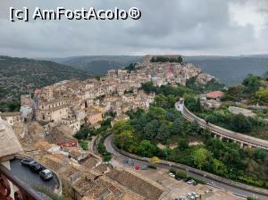 [P24] De la un punct de belvedere, Ragusa Ibla. » foto by maryka
 - 
<span class="allrVoted glyphicon glyphicon-heart hidden" id="av1337165"></span>
<a class="m-l-10 hidden" id="sv1337165" onclick="voting_Foto_DelVot(,1337165,23381)" role="button">șterge vot <span class="glyphicon glyphicon-remove"></span></a>
<a id="v91337165" class=" c-red"  onclick="voting_Foto_SetVot(1337165)" role="button"><span class="glyphicon glyphicon-heart-empty"></span> <b>LIKE</b> = Votează poza</a> <img class="hidden"  id="f1337165W9" src="/imagini/loader.gif" border="0" /><span class="AjErrMes hidden" id="e1337165ErM"></span>