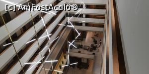 [P19] iluminare hol interior hotel » foto by iusti1968
 - 
<span class="allrVoted glyphicon glyphicon-heart hidden" id="av1098425"></span>
<a class="m-l-10 hidden" id="sv1098425" onclick="voting_Foto_DelVot(,1098425,23395)" role="button">șterge vot <span class="glyphicon glyphicon-remove"></span></a>
<a id="v91098425" class=" c-red"  onclick="voting_Foto_SetVot(1098425)" role="button"><span class="glyphicon glyphicon-heart-empty"></span> <b>LIKE</b> = Votează poza</a> <img class="hidden"  id="f1098425W9" src="/imagini/loader.gif" border="0" /><span class="AjErrMes hidden" id="e1098425ErM"></span>