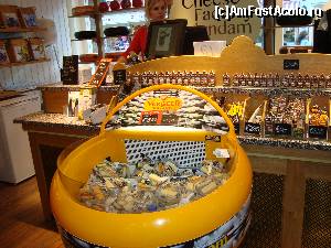 [P40] Cheese Factory Volendam...  » foto by mireille
 - 
<span class="allrVoted glyphicon glyphicon-heart hidden" id="av585883"></span>
<a class="m-l-10 hidden" id="sv585883" onclick="voting_Foto_DelVot(,585883,23417)" role="button">șterge vot <span class="glyphicon glyphicon-remove"></span></a>
<a id="v9585883" class=" c-red"  onclick="voting_Foto_SetVot(585883)" role="button"><span class="glyphicon glyphicon-heart-empty"></span> <b>LIKE</b> = Votează poza</a> <img class="hidden"  id="f585883W9" src="/imagini/loader.gif" border="0" /><span class="AjErrMes hidden" id="e585883ErM"></span>
