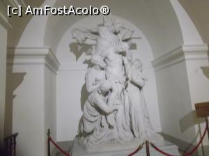 [P18] La intrarea în necropola Berliner Dom, o ”Coborâre de pe Cruce” de Carl Berg.  » foto by mihaelavoicu
 - 
<span class="allrVoted glyphicon glyphicon-heart hidden" id="av944160"></span>
<a class="m-l-10 hidden" id="sv944160" onclick="voting_Foto_DelVot(,944160,23441)" role="button">șterge vot <span class="glyphicon glyphicon-remove"></span></a>
<a id="v9944160" class=" c-red"  onclick="voting_Foto_SetVot(944160)" role="button"><span class="glyphicon glyphicon-heart-empty"></span> <b>LIKE</b> = Votează poza</a> <img class="hidden"  id="f944160W9" src="/imagini/loader.gif" border="0" /><span class="AjErrMes hidden" id="e944160ErM"></span>