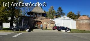 [P01] 01. Intrarea în Muzeul Golești. » foto by msnd
 - 
<span class="allrVoted glyphicon glyphicon-heart hidden" id="av1508899"></span>
<a class="m-l-10 hidden" id="sv1508899" onclick="voting_Foto_DelVot(,1508899,23475)" role="button">șterge vot <span class="glyphicon glyphicon-remove"></span></a>
<a id="v91508899" class=" c-red"  onclick="voting_Foto_SetVot(1508899)" role="button"><span class="glyphicon glyphicon-heart-empty"></span> <b>LIKE</b> = Votează poza</a> <img class="hidden"  id="f1508899W9" src="/imagini/loader.gif" border="0" /><span class="AjErrMes hidden" id="e1508899ErM"></span>