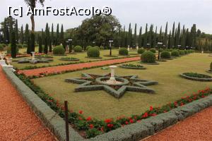 [P19] Acra, Grădinile Baha’i, Grădinile interioare cu forme geometrice, influență persană, și coloane de marmură și lumini, influență europeană » foto by mprofeanu
 - 
<span class="allrVoted glyphicon glyphicon-heart hidden" id="av948809"></span>
<a class="m-l-10 hidden" id="sv948809" onclick="voting_Foto_DelVot(,948809,23511)" role="button">șterge vot <span class="glyphicon glyphicon-remove"></span></a>
<a id="v9948809" class=" c-red"  onclick="voting_Foto_SetVot(948809)" role="button"><span class="glyphicon glyphicon-heart-empty"></span> <b>LIKE</b> = Votează poza</a> <img class="hidden"  id="f948809W9" src="/imagini/loader.gif" border="0" /><span class="AjErrMes hidden" id="e948809ErM"></span>