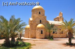 [P13] Biserica Sf. Ioan Botezatorul de la raul Iordan - la soare te puteai uita, dar la cupola stralucitoare ba » foto by alunelu69
 - 
<span class="allrVoted glyphicon glyphicon-heart hidden" id="av958198"></span>
<a class="m-l-10 hidden" id="sv958198" onclick="voting_Foto_DelVot(,958198,23631)" role="button">șterge vot <span class="glyphicon glyphicon-remove"></span></a>
<a id="v9958198" class=" c-red"  onclick="voting_Foto_SetVot(958198)" role="button"><span class="glyphicon glyphicon-heart-empty"></span> <b>LIKE</b> = Votează poza</a> <img class="hidden"  id="f958198W9" src="/imagini/loader.gif" border="0" /><span class="AjErrMes hidden" id="e958198ErM"></span>