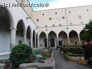[P49] Claustrul complexului Santa Chiara » foto by irinad
 - 
<span class="allrVoted glyphicon glyphicon-heart hidden" id="av1308116"></span>
<a class="m-l-10 hidden" id="sv1308116" onclick="voting_Foto_DelVot(,1308116,23655)" role="button">șterge vot <span class="glyphicon glyphicon-remove"></span></a>
<a id="v91308116" class=" c-red"  onclick="voting_Foto_SetVot(1308116)" role="button"><span class="glyphicon glyphicon-heart-empty"></span> <b>LIKE</b> = Votează poza</a> <img class="hidden"  id="f1308116W9" src="/imagini/loader.gif" border="0" /><span class="AjErrMes hidden" id="e1308116ErM"></span>