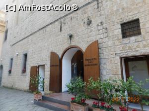 [P59] În faţa complexului Santa Chiara » foto by irinad
 - 
<span class="allrVoted glyphicon glyphicon-heart hidden" id="av1308126"></span>
<a class="m-l-10 hidden" id="sv1308126" onclick="voting_Foto_DelVot(,1308126,23655)" role="button">șterge vot <span class="glyphicon glyphicon-remove"></span></a>
<a id="v91308126" class=" c-red"  onclick="voting_Foto_SetVot(1308126)" role="button"><span class="glyphicon glyphicon-heart-empty"></span> <b>LIKE</b> = Votează poza</a> <img class="hidden"  id="f1308126W9" src="/imagini/loader.gif" border="0" /><span class="AjErrMes hidden" id="e1308126ErM"></span>