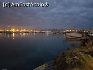 [P08] Portul din La Spezia.  » foto by Aurici
 - 
<span class="allrVoted glyphicon glyphicon-heart hidden" id="av966840"></span>
<a class="m-l-10 hidden" id="sv966840" onclick="voting_Foto_DelVot(,966840,23735)" role="button">șterge vot <span class="glyphicon glyphicon-remove"></span></a>
<a id="v9966840" class=" c-red"  onclick="voting_Foto_SetVot(966840)" role="button"><span class="glyphicon glyphicon-heart-empty"></span> <b>LIKE</b> = Votează poza</a> <img class="hidden"  id="f966840W9" src="/imagini/loader.gif" border="0" /><span class="AjErrMes hidden" id="e966840ErM"></span>