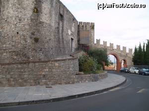 [P03] Castello di San Giorgio » foto by Mika
 - 
<span class="allrVoted glyphicon glyphicon-heart hidden" id="av687897"></span>
<a class="m-l-10 hidden" id="sv687897" onclick="voting_Foto_DelVot(,687897,23735)" role="button">șterge vot <span class="glyphicon glyphicon-remove"></span></a>
<a id="v9687897" class=" c-red"  onclick="voting_Foto_SetVot(687897)" role="button"><span class="glyphicon glyphicon-heart-empty"></span> <b>LIKE</b> = Votează poza</a> <img class="hidden"  id="f687897W9" src="/imagini/loader.gif" border="0" /><span class="AjErrMes hidden" id="e687897ErM"></span>