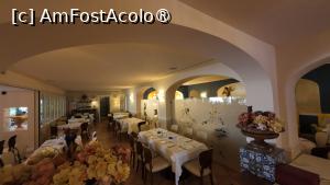 [P02] Ristorante Pizzeria Tasso, Sorrento - interioare » foto by Dragoș_MD
 - 
<span class="allrVoted glyphicon glyphicon-heart hidden" id="av1529709"></span>
<a class="m-l-10 hidden" id="sv1529709" onclick="voting_Foto_DelVot(,1529709,23744)" role="button">șterge vot <span class="glyphicon glyphicon-remove"></span></a>
<a id="v91529709" class=" c-red"  onclick="voting_Foto_SetVot(1529709)" role="button"><span class="glyphicon glyphicon-heart-empty"></span> <b>LIKE</b> = Votează poza</a> <img class="hidden"  id="f1529709W9" src="/imagini/loader.gif" border="0" /><span class="AjErrMes hidden" id="e1529709ErM"></span>