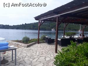 [P42] Super terasă cu plajă în portul din Pomena.  » foto by Aurici
 - 
<span class="allrVoted glyphicon glyphicon-heart hidden" id="av1017362"></span>
<a class="m-l-10 hidden" id="sv1017362" onclick="voting_Foto_DelVot(,1017362,23764)" role="button">șterge vot <span class="glyphicon glyphicon-remove"></span></a>
<a id="v91017362" class=" c-red"  onclick="voting_Foto_SetVot(1017362)" role="button"><span class="glyphicon glyphicon-heart-empty"></span> <b>LIKE</b> = Votează poza</a> <img class="hidden"  id="f1017362W9" src="/imagini/loader.gif" border="0" /><span class="AjErrMes hidden" id="e1017362ErM"></span>