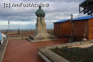 [P28] San Marino, Monumento a Bartolomeo Borghesi, se vede puțin și Clădirea Telecabinei, Punct de Belvedere » foto by mprofeanu
 - 
<span class="allrVoted glyphicon glyphicon-heart hidden" id="av1345706"></span>
<a class="m-l-10 hidden" id="sv1345706" onclick="voting_Foto_DelVot(,1345706,23854)" role="button">șterge vot <span class="glyphicon glyphicon-remove"></span></a>
<a id="v91345706" class=" c-red"  onclick="voting_Foto_SetVot(1345706)" role="button"><span class="glyphicon glyphicon-heart-empty"></span> <b>LIKE</b> = Votează poza</a> <img class="hidden"  id="f1345706W9" src="/imagini/loader.gif" border="0" /><span class="AjErrMes hidden" id="e1345706ErM"></span>