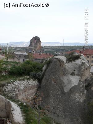 [P07] În apropierea hotelului, Castelul Ortahisar, mândru purtând drapelul turcesc » foto by Alina53
 - 
<span class="allrVoted glyphicon glyphicon-heart hidden" id="av980389"></span>
<a class="m-l-10 hidden" id="sv980389" onclick="voting_Foto_DelVot(,980389,23888)" role="button">șterge vot <span class="glyphicon glyphicon-remove"></span></a>
<a id="v9980389" class=" c-red"  onclick="voting_Foto_SetVot(980389)" role="button"><span class="glyphicon glyphicon-heart-empty"></span> <b>LIKE</b> = Votează poza</a> <img class="hidden"  id="f980389W9" src="/imagini/loader.gif" border="0" /><span class="AjErrMes hidden" id="e980389ErM"></span>