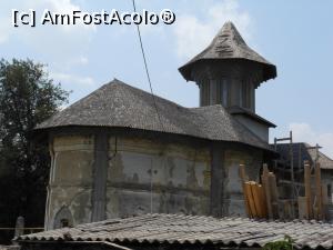 [P13] Urlați - Biserica Galbenă 'Sf. Nicolae și Sf. Dumitru' - Arioneștii Noi.  » foto by iulianic
 - 
<span class="allrVoted glyphicon glyphicon-heart hidden" id="av988185"></span>
<a class="m-l-10 hidden" id="sv988185" onclick="voting_Foto_DelVot(,988185,23926)" role="button">șterge vot <span class="glyphicon glyphicon-remove"></span></a>
<a id="v9988185" class=" c-red"  onclick="voting_Foto_SetVot(988185)" role="button"><span class="glyphicon glyphicon-heart-empty"></span> <b>LIKE</b> = Votează poza</a> <img class="hidden"  id="f988185W9" src="/imagini/loader.gif" border="0" /><span class="AjErrMes hidden" id="e988185ErM"></span>