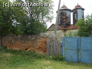 [P09] Ghinoaica - Ruinele Bisericii 'Cuvioasa Parascheva'.  » foto by iulianic
 - 
<span class="allrVoted glyphicon glyphicon-heart hidden" id="av988181"></span>
<a class="m-l-10 hidden" id="sv988181" onclick="voting_Foto_DelVot(,988181,23926)" role="button">șterge vot <span class="glyphicon glyphicon-remove"></span></a>
<a id="v9988181" class=" c-red"  onclick="voting_Foto_SetVot(988181)" role="button"><span class="glyphicon glyphicon-heart-empty"></span> <b>LIKE</b> = Votează poza</a> <img class="hidden"  id="f988181W9" src="/imagini/loader.gif" border="0" /><span class="AjErrMes hidden" id="e988181ErM"></span>