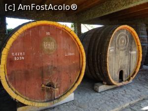 [P19] Butoaie de vin aparținând bunicului Victor N. Avramescu - Sângeru, Prahova.  » foto by tata123 🔱
 - 
<span class="allrVoted glyphicon glyphicon-heart hidden" id="av998033"></span>
<a class="m-l-10 hidden" id="sv998033" onclick="voting_Foto_DelVot(,998033,23926)" role="button">șterge vot <span class="glyphicon glyphicon-remove"></span></a>
<a id="v9998033" class=" c-red"  onclick="voting_Foto_SetVot(998033)" role="button"><span class="glyphicon glyphicon-heart-empty"></span> <b>LIKE</b> = Votează poza</a> <img class="hidden"  id="f998033W9" src="/imagini/loader.gif" border="0" /><span class="AjErrMes hidden" id="e998033ErM"></span>