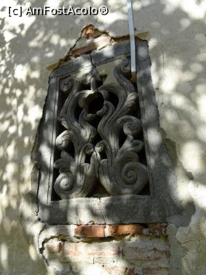 [P18] Traforaj în piatră - Biserica „Sf. Nicolae” – Râfov.  » foto by tata123 🔱
 - 
<span class="allrVoted glyphicon glyphicon-heart hidden" id="av1042827"></span>
<a class="m-l-10 hidden" id="sv1042827" onclick="voting_Foto_DelVot(,1042827,23926)" role="button">șterge vot <span class="glyphicon glyphicon-remove"></span></a>
<a id="v91042827" class=" c-red"  onclick="voting_Foto_SetVot(1042827)" role="button"><span class="glyphicon glyphicon-heart-empty"></span> <b>LIKE</b> = Votează poza</a> <img class="hidden"  id="f1042827W9" src="/imagini/loader.gif" border="0" /><span class="AjErrMes hidden" id="e1042827ErM"></span>
