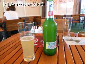 [P10] Urlați - Restaurant Dealu Mare. Am mai comandat o bere cu lămâie 0% alcool, apoi încă una.  » foto by iulianic
 - 
<span class="allrVoted glyphicon glyphicon-heart hidden" id="av986292"></span>
<a class="m-l-10 hidden" id="sv986292" onclick="voting_Foto_DelVot(,986292,23947)" role="button">șterge vot <span class="glyphicon glyphicon-remove"></span></a>
<a id="v9986292" class=" c-red"  onclick="voting_Foto_SetVot(986292)" role="button"><span class="glyphicon glyphicon-heart-empty"></span> <b>LIKE</b> = Votează poza</a> <img class="hidden"  id="f986292W9" src="/imagini/loader.gif" border="0" /><span class="AjErrMes hidden" id="e986292ErM"></span>