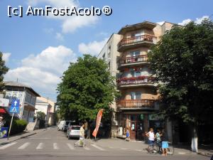 [P20] Urlați - Restaurant Dealu Mare. Orașul în în imediata apropiere.  » foto by iulianic
 - 
<span class="allrVoted glyphicon glyphicon-heart hidden" id="av986302"></span>
<a class="m-l-10 hidden" id="sv986302" onclick="voting_Foto_DelVot(,986302,23947)" role="button">șterge vot <span class="glyphicon glyphicon-remove"></span></a>
<a id="v9986302" class=" c-red"  onclick="voting_Foto_SetVot(986302)" role="button"><span class="glyphicon glyphicon-heart-empty"></span> <b>LIKE</b> = Votează poza</a> <img class="hidden"  id="f986302W9" src="/imagini/loader.gif" border="0" /><span class="AjErrMes hidden" id="e986302ErM"></span>