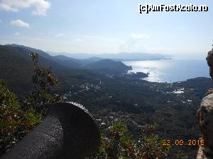 [P25] Parga - Castelul lui Ali Paşa. Vedere spre Parga.  » foto by iulianic
 - 
<span class="allrVoted glyphicon glyphicon-heart hidden" id="av682709"></span>
<a class="m-l-10 hidden" id="sv682709" onclick="voting_Foto_DelVot(,682709,23948)" role="button">șterge vot <span class="glyphicon glyphicon-remove"></span></a>
<a id="v9682709" class=" c-red"  onclick="voting_Foto_SetVot(682709)" role="button"><span class="glyphicon glyphicon-heart-empty"></span> <b>LIKE</b> = Votează poza</a> <img class="hidden"  id="f682709W9" src="/imagini/loader.gif" border="0" /><span class="AjErrMes hidden" id="e682709ErM"></span>