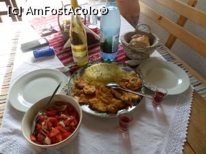 [P16] Păpică la Casa Bucureasa - şniţel cu piure şi salată de roşii. » foto by Safta Radu
 - 
<span class="allrVoted glyphicon glyphicon-heart hidden" id="av989652"></span>
<a class="m-l-10 hidden" id="sv989652" onclick="voting_Foto_DelVot(,989652,24030)" role="button">șterge vot <span class="glyphicon glyphicon-remove"></span></a>
<a id="v9989652" class=" c-red"  onclick="voting_Foto_SetVot(989652)" role="button"><span class="glyphicon glyphicon-heart-empty"></span> <b>LIKE</b> = Votează poza</a> <img class="hidden"  id="f989652W9" src="/imagini/loader.gif" border="0" /><span class="AjErrMes hidden" id="e989652ErM"></span>