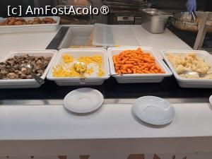 [P55] Micul dejun » foto by roxxie
 - 
<span class="allrVoted glyphicon glyphicon-heart hidden" id="av1499205"></span>
<a class="m-l-10 hidden" id="sv1499205" onclick="voting_Foto_DelVot(,1499205,24125)" role="button">șterge vot <span class="glyphicon glyphicon-remove"></span></a>
<a id="v91499205" class=" c-red"  onclick="voting_Foto_SetVot(1499205)" role="button"><span class="glyphicon glyphicon-heart-empty"></span> <b>LIKE</b> = Votează poza</a> <img class="hidden"  id="f1499205W9" src="/imagini/loader.gif" border="0" /><span class="AjErrMes hidden" id="e1499205ErM"></span>