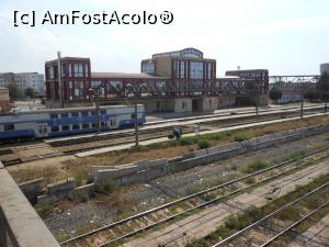 [P30] Fetești - Gara, vedere de pe pasarelă.  » foto by iulianic
 - 
<span class="allrVoted glyphicon glyphicon-heart hidden" id="av1001334"></span>
<a class="m-l-10 hidden" id="sv1001334" onclick="voting_Foto_DelVot(,1001334,24182)" role="button">șterge vot <span class="glyphicon glyphicon-remove"></span></a>
<a id="v91001334" class=" c-red"  onclick="voting_Foto_SetVot(1001334)" role="button"><span class="glyphicon glyphicon-heart-empty"></span> <b>LIKE</b> = Votează poza</a> <img class="hidden"  id="f1001334W9" src="/imagini/loader.gif" border="0" /><span class="AjErrMes hidden" id="e1001334ErM"></span>