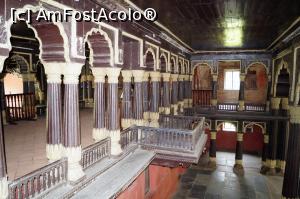 [P05] Palatul de vara al Sultanului Tipu » foto by Pami*
 - 
<span class="allrVoted glyphicon glyphicon-heart hidden" id="av1001480"></span>
<a class="m-l-10 hidden" id="sv1001480" onclick="voting_Foto_DelVot(,1001480,24185)" role="button">șterge vot <span class="glyphicon glyphicon-remove"></span></a>
<a id="v91001480" class=" c-red"  onclick="voting_Foto_SetVot(1001480)" role="button"><span class="glyphicon glyphicon-heart-empty"></span> <b>LIKE</b> = Votează poza</a> <img class="hidden"  id="f1001480W9" src="/imagini/loader.gif" border="0" /><span class="AjErrMes hidden" id="e1001480ErM"></span>