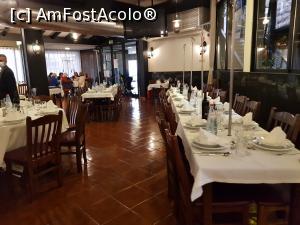 [P12] O Lagar Restaurante - mesele din interior în așteptarea clienților » foto by nicole33
 - 
<span class="allrVoted glyphicon glyphicon-heart hidden" id="av1314254"></span>
<a class="m-l-10 hidden" id="sv1314254" onclick="voting_Foto_DelVot(,1314254,24227)" role="button">șterge vot <span class="glyphicon glyphicon-remove"></span></a>
<a id="v91314254" class=" c-red"  onclick="voting_Foto_SetVot(1314254)" role="button"><span class="glyphicon glyphicon-heart-empty"></span> <b>LIKE</b> = Votează poza</a> <img class="hidden"  id="f1314254W9" src="/imagini/loader.gif" border="0" /><span class="AjErrMes hidden" id="e1314254ErM"></span>