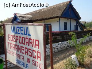 [P19] Indicator la stradă - Gospodăria țărănească din Enisala.  » foto by tata123 🔱
 - 
<span class="allrVoted glyphicon glyphicon-heart hidden" id="av1007607"></span>
<a class="m-l-10 hidden" id="sv1007607" onclick="voting_Foto_DelVot(,1007607,24302)" role="button">șterge vot <span class="glyphicon glyphicon-remove"></span></a>
<a id="v91007607" class=" c-red"  onclick="voting_Foto_SetVot(1007607)" role="button"><span class="glyphicon glyphicon-heart-empty"></span> <b>LIKE</b> = Votează poza</a> <img class="hidden"  id="f1007607W9" src="/imagini/loader.gif" border="0" /><span class="AjErrMes hidden" id="e1007607ErM"></span>