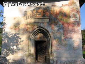 [P07] Portalul intrării, picture exterioară și pisania bisericii Pătrăuți.  » foto by tata123 🔱
 - 
<span class="allrVoted glyphicon glyphicon-heart hidden" id="av715294"></span>
<a class="m-l-10 hidden" id="sv715294" onclick="voting_Foto_DelVot(,715294,24486)" role="button">șterge vot <span class="glyphicon glyphicon-remove"></span></a>
<a id="v9715294" class=" c-red"  onclick="voting_Foto_SetVot(715294)" role="button"><span class="glyphicon glyphicon-heart-empty"></span> <b>LIKE</b> = Votează poza</a> <img class="hidden"  id="f715294W9" src="/imagini/loader.gif" border="0" /><span class="AjErrMes hidden" id="e715294ErM"></span>