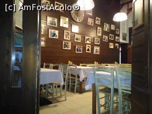 [P06] Taverna Vlahos - interiorul » foto by Carmen Ion
 - 
<span class="allrVoted glyphicon glyphicon-heart hidden" id="av1027727"></span>
<a class="m-l-10 hidden" id="sv1027727" onclick="voting_Foto_DelVot(,1027727,24547)" role="button">șterge vot <span class="glyphicon glyphicon-remove"></span></a>
<a id="v91027727" class=" c-red"  onclick="voting_Foto_SetVot(1027727)" role="button"><span class="glyphicon glyphicon-heart-empty"></span> <b>LIKE</b> = Votează poza</a> <img class="hidden"  id="f1027727W9" src="/imagini/loader.gif" border="0" /><span class="AjErrMes hidden" id="e1027727ErM"></span>