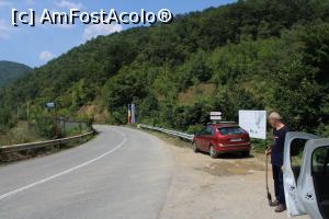 [P24] Parcul Natural Porțile de Fier, Dubova, Micul loc de parcare la intrarea pe Traseul Dubova &ndash; Ciucaru Mic » foto by mprofeanu
 - 
<span class="allrVoted glyphicon glyphicon-heart hidden" id="av1191456"></span>
<a class="m-l-10 hidden" id="sv1191456" onclick="voting_Foto_DelVot(,1191456,24578)" role="button">șterge vot <span class="glyphicon glyphicon-remove"></span></a>
<a id="v91191456" class=" c-red"  onclick="voting_Foto_SetVot(1191456)" role="button"><span class="glyphicon glyphicon-heart-empty"></span> <b>LIKE</b> = Votează poza</a> <img class="hidden"  id="f1191456W9" src="/imagini/loader.gif" border="0" /><span class="AjErrMes hidden" id="e1191456ErM"></span>