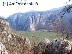 [P02] Circuit Vf. Ciucărul Mare<p> Panorama Cazanele Mari, malul sarbesc » foto by Dana2008
 - 
<span class="allrVoted glyphicon glyphicon-heart hidden" id="av1060235"></span>
<a class="m-l-10 hidden" id="sv1060235" onclick="voting_Foto_DelVot(,1060235,24578)" role="button">șterge vot <span class="glyphicon glyphicon-remove"></span></a>
<a id="v91060235" class=" c-red"  onclick="voting_Foto_SetVot(1060235)" role="button"><span class="glyphicon glyphicon-heart-empty"></span> <b>LIKE</b> = Votează poza</a> <img class="hidden"  id="f1060235W9" src="/imagini/loader.gif" border="0" /><span class="AjErrMes hidden" id="e1060235ErM"></span>
