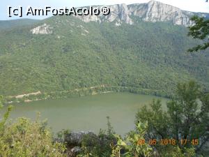 [P15] Dunărea văzută de pe Ciucăru Mare » foto by zlatna
 - 
<span class="allrVoted glyphicon glyphicon-heart hidden" id="av1030458"></span>
<a class="m-l-10 hidden" id="sv1030458" onclick="voting_Foto_DelVot(,1030458,24578)" role="button">șterge vot <span class="glyphicon glyphicon-remove"></span></a>
<a id="v91030458" class=" c-red"  onclick="voting_Foto_SetVot(1030458)" role="button"><span class="glyphicon glyphicon-heart-empty"></span> <b>LIKE</b> = Votează poza</a> <img class="hidden"  id="f1030458W9" src="/imagini/loader.gif" border="0" /><span class="AjErrMes hidden" id="e1030458ErM"></span>