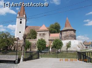 [P01] Cristian-Biserica Fortificată văzută din micul parc de pe strada V » foto by ANILU
 - 
<span class="allrVoted glyphicon glyphicon-heart hidden" id="av742609"></span>
<a class="m-l-10 hidden" id="sv742609" onclick="voting_Foto_DelVot(,742609,24645)" role="button">șterge vot <span class="glyphicon glyphicon-remove"></span></a>
<a id="v9742609" class=" c-red"  onclick="voting_Foto_SetVot(742609)" role="button"><span class="glyphicon glyphicon-heart-empty"></span> <b>LIKE</b> = Votează poza</a> <img class="hidden"  id="f742609W9" src="/imagini/loader.gif" border="0" /><span class="AjErrMes hidden" id="e742609ErM"></span>