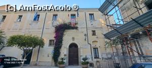 [P67] Primăria Tropeea » foto by irinad
 - 
<span class="allrVoted glyphicon glyphicon-heart hidden" id="av1523155"></span>
<a class="m-l-10 hidden" id="sv1523155" onclick="voting_Foto_DelVot(,1523155,24664)" role="button">șterge vot <span class="glyphicon glyphicon-remove"></span></a>
<a id="v91523155" class=" c-red"  onclick="voting_Foto_SetVot(1523155)" role="button"><span class="glyphicon glyphicon-heart-empty"></span> <b>LIKE</b> = Votează poza</a> <img class="hidden"  id="f1523155W9" src="/imagini/loader.gif" border="0" /><span class="AjErrMes hidden" id="e1523155ErM"></span>