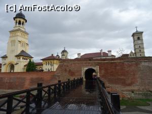 [P03] Cetatea bastionară și cele două catedrale: cea ortodoxă și cea romano-catolică.  » foto by tata123 🔱
 - 
<span class="allrVoted glyphicon glyphicon-heart hidden" id="av1068268"></span>
<a class="m-l-10 hidden" id="sv1068268" onclick="voting_Foto_DelVot(,1068268,24674)" role="button">șterge vot <span class="glyphicon glyphicon-remove"></span></a>
<a id="v91068268" class=" c-red"  onclick="voting_Foto_SetVot(1068268)" role="button"><span class="glyphicon glyphicon-heart-empty"></span> <b>LIKE</b> = Votează poza</a> <img class="hidden"  id="f1068268W9" src="/imagini/loader.gif" border="0" /><span class="AjErrMes hidden" id="e1068268ErM"></span>