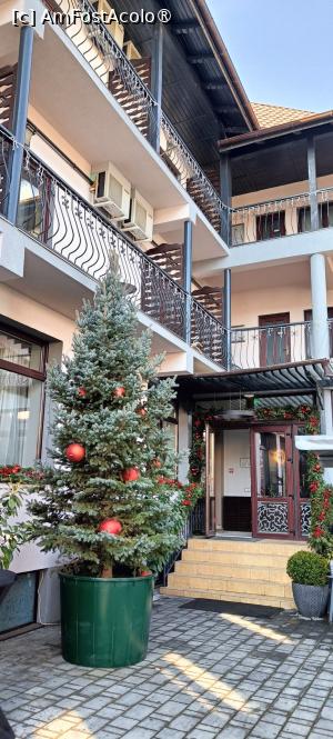 [P04] Curte interioară. » foto by tata123 🔱
 - 
<span class="allrVoted glyphicon glyphicon-heart hidden" id="av1516639"></span>
<a class="m-l-10 hidden" id="sv1516639" onclick="voting_Foto_DelVot(,1516639,24704)" role="button">șterge vot <span class="glyphicon glyphicon-remove"></span></a>
<a id="v91516639" class=" c-red"  onclick="voting_Foto_SetVot(1516639)" role="button"><span class="glyphicon glyphicon-heart-empty"></span> <b>LIKE</b> = Votează poza</a> <img class="hidden"  id="f1516639W9" src="/imagini/loader.gif" border="0" /><span class="AjErrMes hidden" id="e1516639ErM"></span>