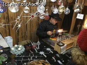 [P60] Halsbacher Waldweihnacht - Un sticlar si munca sa » foto by mishu
 - 
<span class="allrVoted glyphicon glyphicon-heart hidden" id="av1043640"></span>
<a class="m-l-10 hidden" id="sv1043640" onclick="voting_Foto_DelVot(,1043640,24720)" role="button">șterge vot <span class="glyphicon glyphicon-remove"></span></a>
<a id="v91043640" class=" c-red"  onclick="voting_Foto_SetVot(1043640)" role="button"><span class="glyphicon glyphicon-heart-empty"></span> <b>LIKE</b> = Votează poza</a> <img class="hidden"  id="f1043640W9" src="/imagini/loader.gif" border="0" /><span class="AjErrMes hidden" id="e1043640ErM"></span>