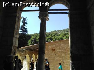 [P32] Intrarea vestică » foto by Carmen Ion
 - 
<span class="allrVoted glyphicon glyphicon-heart hidden" id="av1044368"></span>
<a class="m-l-10 hidden" id="sv1044368" onclick="voting_Foto_DelVot(,1044368,24727)" role="button">șterge vot <span class="glyphicon glyphicon-remove"></span></a>
<a id="v91044368" class=" c-red"  onclick="voting_Foto_SetVot(1044368)" role="button"><span class="glyphicon glyphicon-heart-empty"></span> <b>LIKE</b> = Votează poza</a> <img class="hidden"  id="f1044368W9" src="/imagini/loader.gif" border="0" /><span class="AjErrMes hidden" id="e1044368ErM"></span>