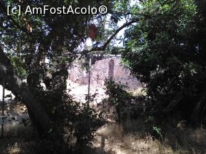 [P42] Mănăstirea Dafni - fragmente din zidurile de apărare » foto by Carmen Ion
 - 
<span class="allrVoted glyphicon glyphicon-heart hidden" id="av1044382"></span>
<a class="m-l-10 hidden" id="sv1044382" onclick="voting_Foto_DelVot(,1044382,24727)" role="button">șterge vot <span class="glyphicon glyphicon-remove"></span></a>
<a id="v91044382" class=" c-red"  onclick="voting_Foto_SetVot(1044382)" role="button"><span class="glyphicon glyphicon-heart-empty"></span> <b>LIKE</b> = Votează poza</a> <img class="hidden"  id="f1044382W9" src="/imagini/loader.gif" border="0" /><span class="AjErrMes hidden" id="e1044382ErM"></span>