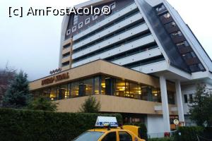 [P05] Centru:Hotel Internaţional » foto by Michi
 - 
<span class="allrVoted glyphicon glyphicon-heart hidden" id="av1331607"></span>
<a class="m-l-10 hidden" id="sv1331607" onclick="voting_Foto_DelVot(,1331607,24741)" role="button">șterge vot <span class="glyphicon glyphicon-remove"></span></a>
<a id="v91331607" class=" c-red"  onclick="voting_Foto_SetVot(1331607)" role="button"><span class="glyphicon glyphicon-heart-empty"></span> <b>LIKE</b> = Votează poza</a> <img class="hidden"  id="f1331607W9" src="/imagini/loader.gif" border="0" /><span class="AjErrMes hidden" id="e1331607ErM"></span>