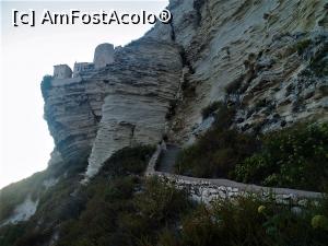 [P08] Casele cocoțate pe argiena stâncilor văzute de pe Plage de Sutta Rocca » foto by Mika
 - 
<span class="allrVoted glyphicon glyphicon-heart hidden" id="av1051289"></span>
<a class="m-l-10 hidden" id="sv1051289" onclick="voting_Foto_DelVot(,1051289,24830)" role="button">șterge vot <span class="glyphicon glyphicon-remove"></span></a>
<a id="v91051289" class=" c-red"  onclick="voting_Foto_SetVot(1051289)" role="button"><span class="glyphicon glyphicon-heart-empty"></span> <b>LIKE</b> = Votează poza</a> <img class="hidden"  id="f1051289W9" src="/imagini/loader.gif" border="0" /><span class="AjErrMes hidden" id="e1051289ErM"></span>