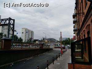 [P02] Azimut Hotel Tulskaya Moscow - faţada şi intrarea dinspre Varşavskoye Şose, privim în direcţia statiei de metro Tulskaya » foto by calator2000
 - 
<span class="allrVoted glyphicon glyphicon-heart hidden" id="av1053352"></span>
<a class="m-l-10 hidden" id="sv1053352" onclick="voting_Foto_DelVot(,1053352,24863)" role="button">șterge vot <span class="glyphicon glyphicon-remove"></span></a>
<a id="v91053352" class=" c-red"  onclick="voting_Foto_SetVot(1053352)" role="button"><span class="glyphicon glyphicon-heart-empty"></span> <b>LIKE</b> = Votează poza</a> <img class="hidden"  id="f1053352W9" src="/imagini/loader.gif" border="0" /><span class="AjErrMes hidden" id="e1053352ErM"></span>