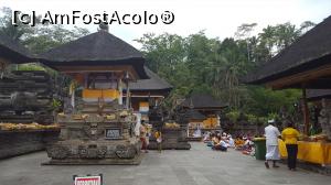 [P28] Pura Tirta Empul » foto by r-Uca
 - 
<span class="allrVoted glyphicon glyphicon-heart hidden" id="av1054325"></span>
<a class="m-l-10 hidden" id="sv1054325" onclick="voting_Foto_DelVot(,1054325,24873)" role="button">șterge vot <span class="glyphicon glyphicon-remove"></span></a>
<a id="v91054325" class=" c-red"  onclick="voting_Foto_SetVot(1054325)" role="button"><span class="glyphicon glyphicon-heart-empty"></span> <b>LIKE</b> = Votează poza</a> <img class="hidden"  id="f1054325W9" src="/imagini/loader.gif" border="0" /><span class="AjErrMes hidden" id="e1054325ErM"></span>